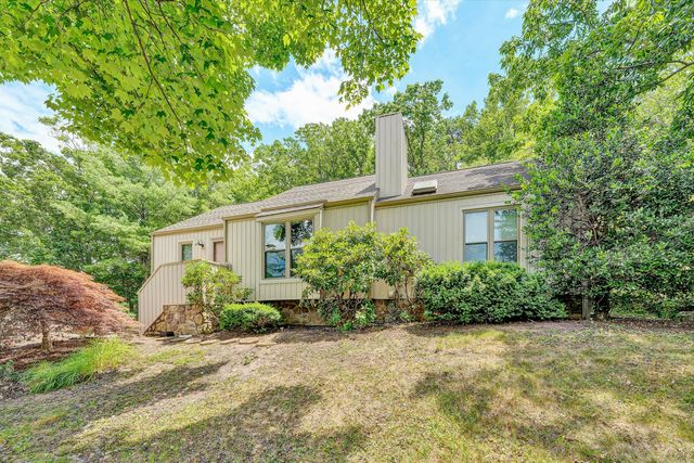 4520 Summerset CIR, Roanoke, VA 24018
