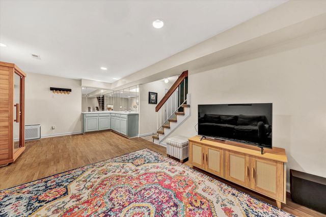 4520 Summerset CIR, Roanoke, VA 24018