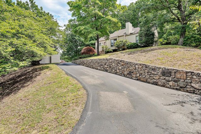 4520 Summerset CIR, Roanoke, VA 24018