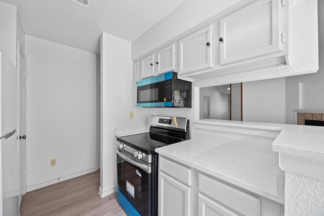 14203 Anita Marie LN, Austin, TX 78728