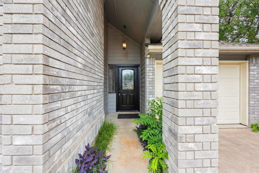 14203 Anita Marie LN, Austin, TX 78728