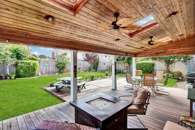 24 Seaton Street, Massapequa, NY 11758