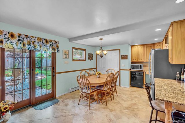 24 Seaton Street, Massapequa, NY 11758