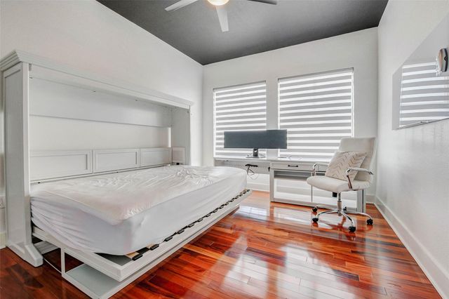 3505 Sage Road 2102, Houston, TX 77056