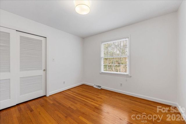 7201 Terrace Drive, Charlotte, NC 28211