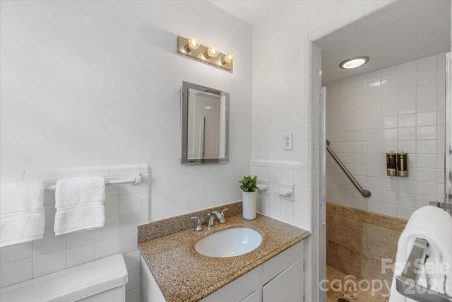 7201 Terrace Drive, Charlotte, NC 28211