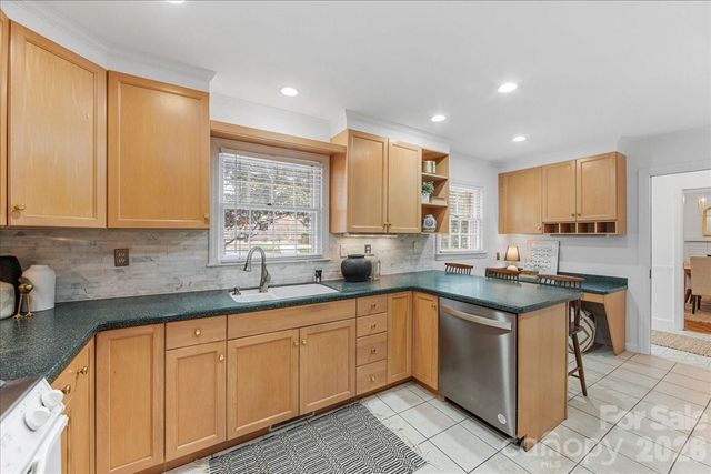 7201 Terrace Drive, Charlotte, NC 28211