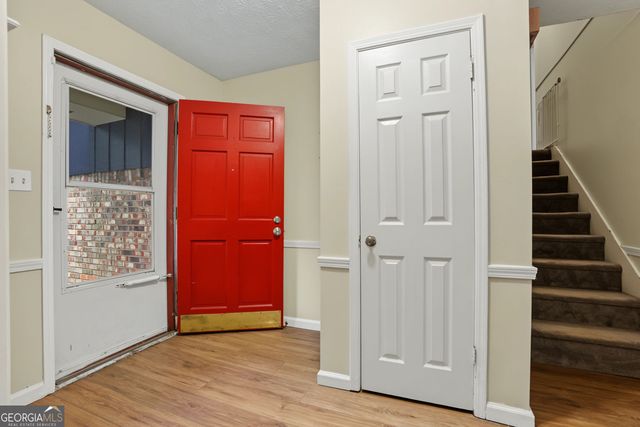 245 Pinetree Drive, Marietta, GA 30068