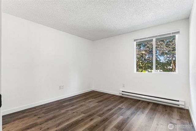 1840 Central Place S #B10, Kent, WA 98030