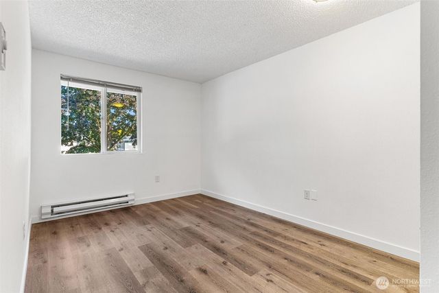 1840 Central Place S #B10, Kent, WA 98030