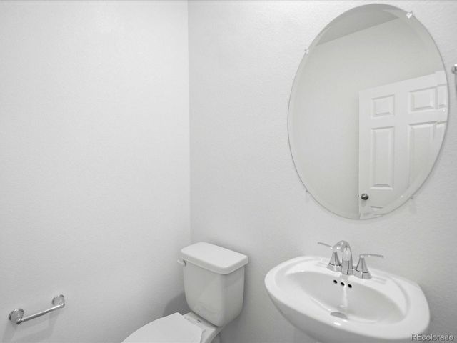 1652 Yampa River Dr, Windsor, CO 80550