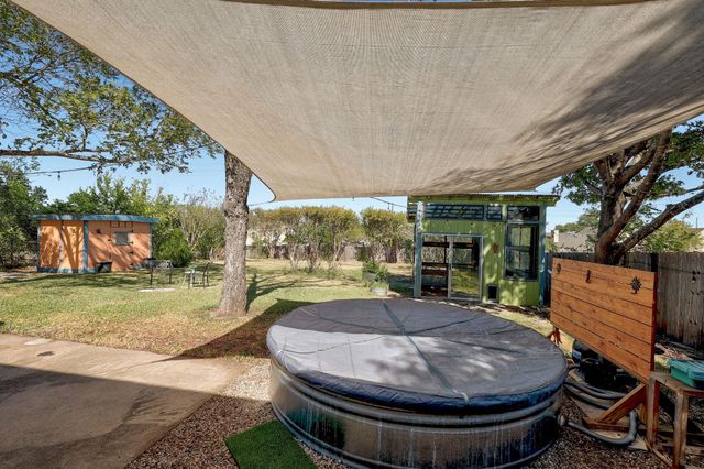 1400 Doonesbury DR, Austin, TX 78758