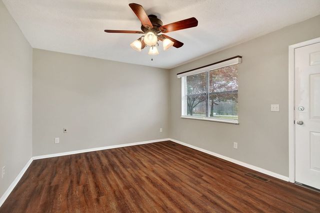 3382 Dietz Dr, Cookeville, TN 38506