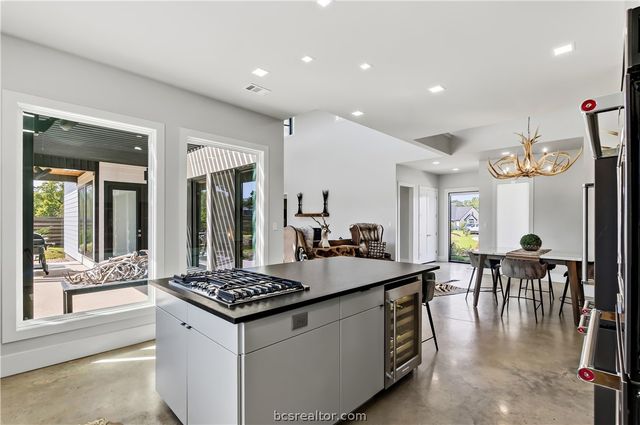 17600 Windsong Drive, College Station, TX 77845