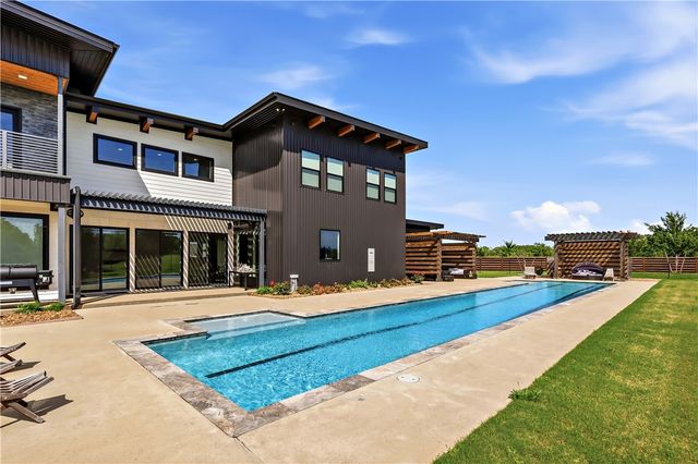 17600 Windsong Drive, College Station, TX 77845