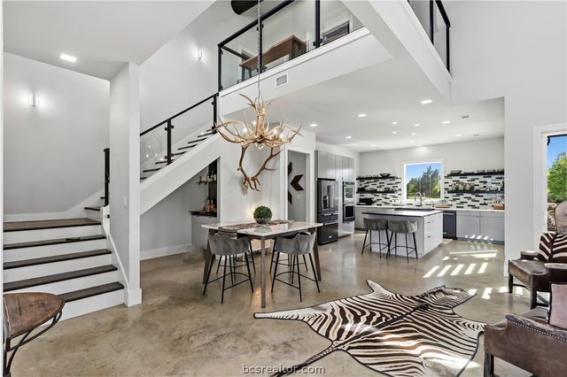 17600 Windsong Drive, College Station, TX 77845