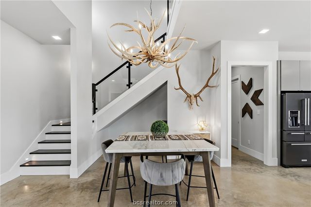 17600 Windsong Drive, College Station, TX 77845