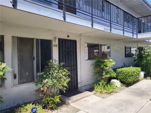 5500 Ackerfield 304, Long Beach, CA 90805