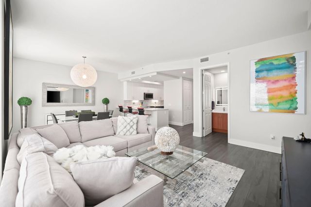 2631 NE 14th Avenue 304, Wilton Manors, FL 33334