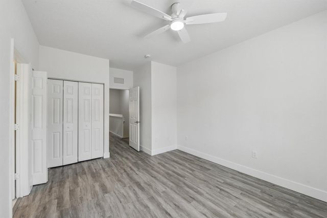 560 St Tropez Lane, Margate, FL 33068
