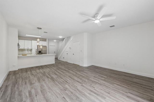 560 St Tropez Lane, Margate, FL 33068