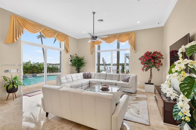 18611 SW 39th St, Miramar, FL 33029