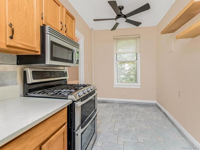 472 Gramatan Avenue O2, Mount Vernon, NY 10552