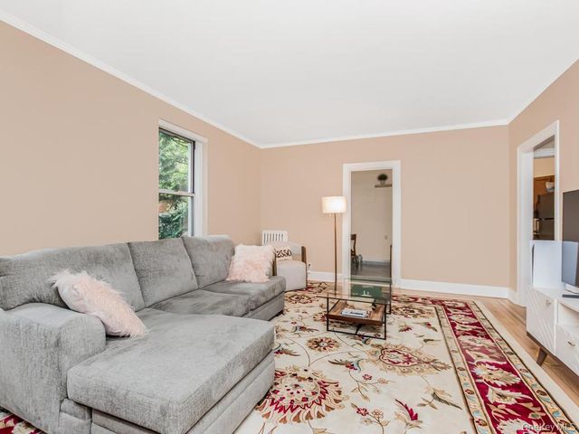 472 Gramatan Avenue O2, Mount Vernon, NY 10552