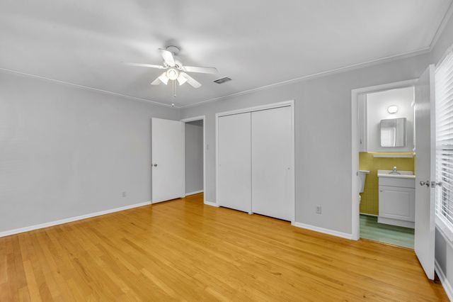 6324 Woodbine Drive, Fort Worth, TX 76112