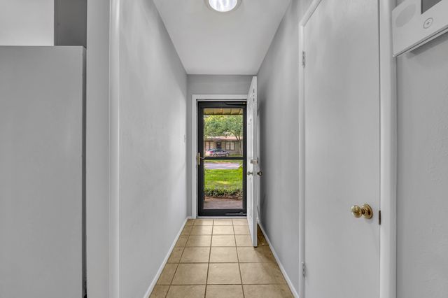 6324 Woodbine Drive, Fort Worth, TX 76112