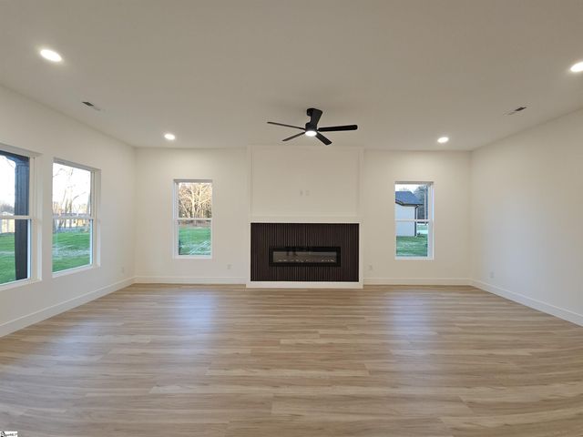 534 Dillon Street, Chesnee, SC 29323