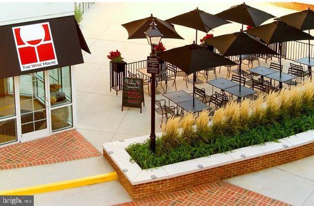 10811 ORCHARD ST, Fairfax, VA 22030