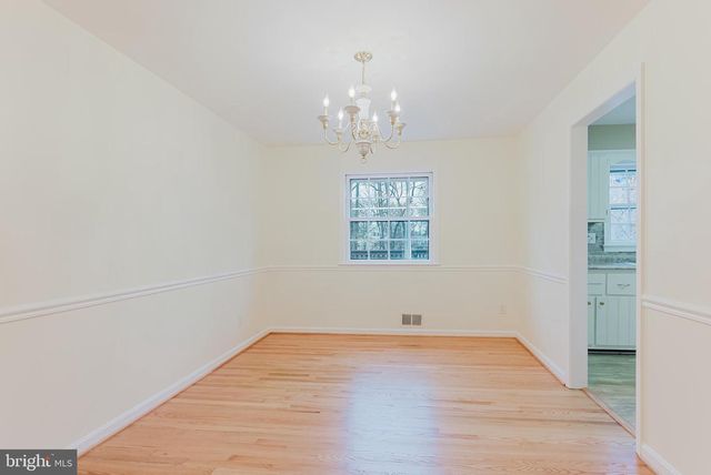 10811 ORCHARD ST, Fairfax, VA 22030