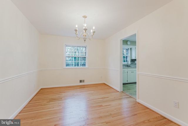 10811 ORCHARD ST, Fairfax, VA 22030