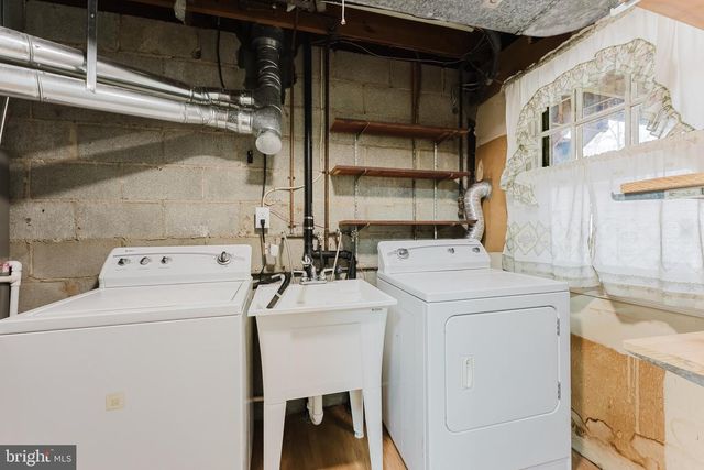 10811 ORCHARD ST, Fairfax, VA 22030