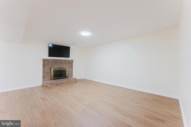 10811 ORCHARD ST, Fairfax, VA 22030