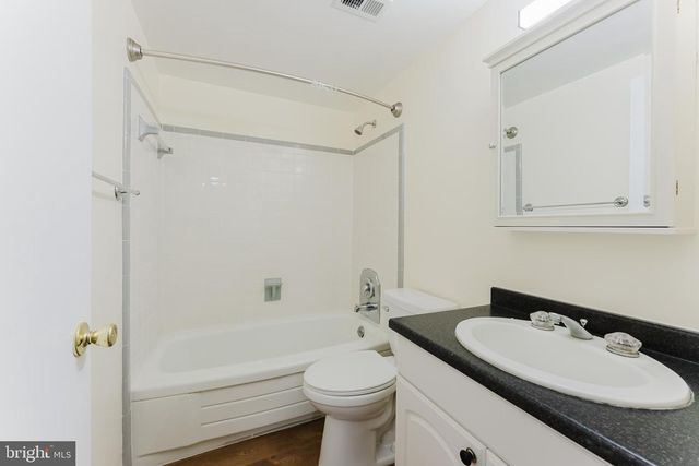 10811 ORCHARD ST, Fairfax, VA 22030