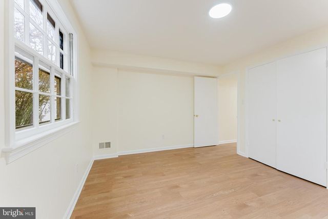 10811 ORCHARD ST, Fairfax, VA 22030