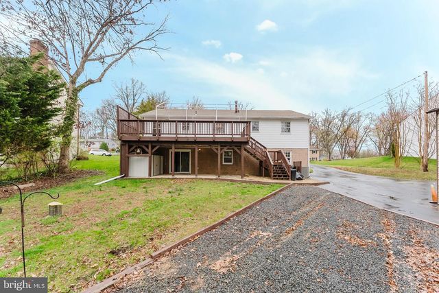 10811 ORCHARD ST, Fairfax, VA 22030