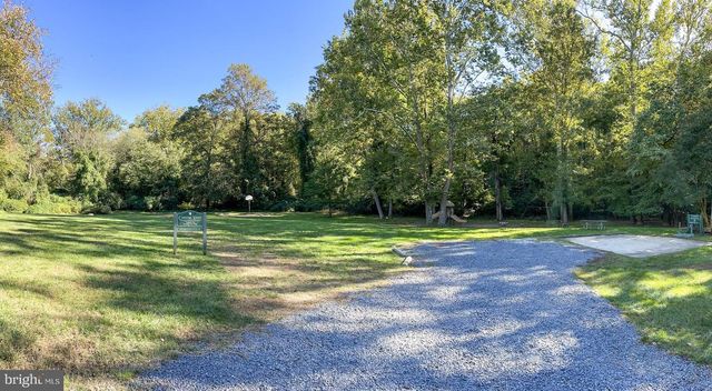 10811 ORCHARD ST, Fairfax, VA 22030