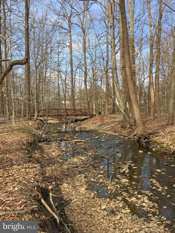 10811 ORCHARD ST, Fairfax, VA 22030