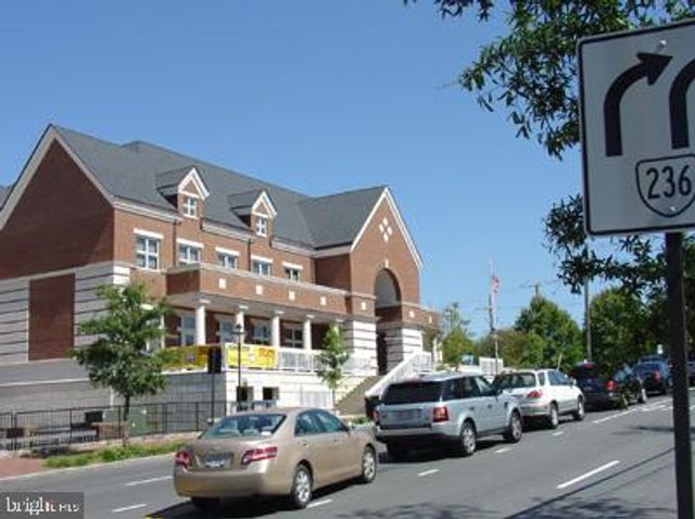 10811 ORCHARD ST, Fairfax, VA 22030