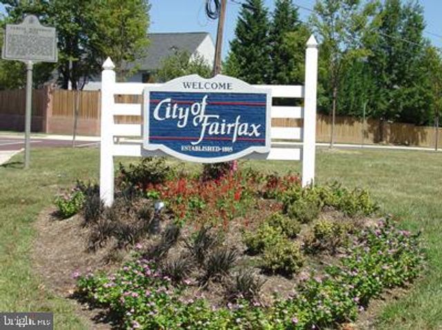 10811 ORCHARD ST, Fairfax, VA 22030