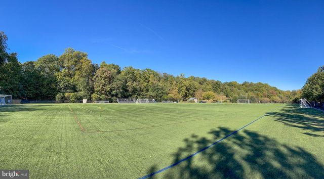 10811 ORCHARD ST, Fairfax, VA 22030