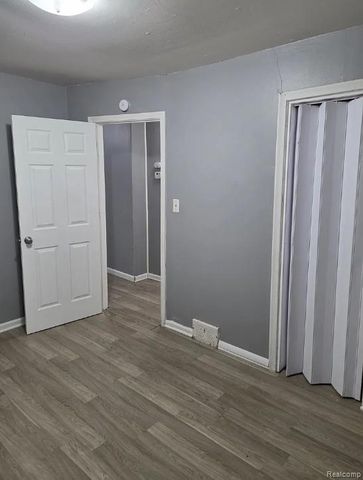 26039 Lehigh Street, Inkster, MI 48141