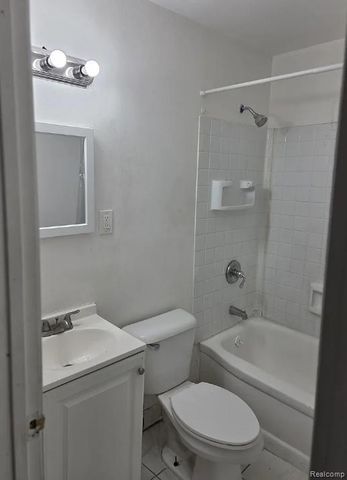 26039 Lehigh Street, Inkster, MI 48141