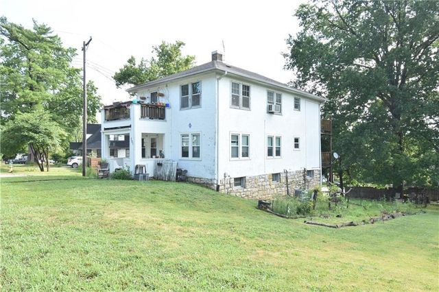 701 Old Orchard Avenue, Excelsior Springs, MO 64024