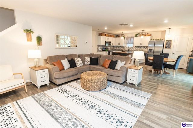 113 Elegance Way, Elizabethtown, KY 42701