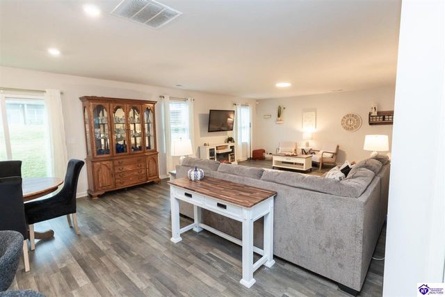 113 Elegance Way, Elizabethtown, KY 42701