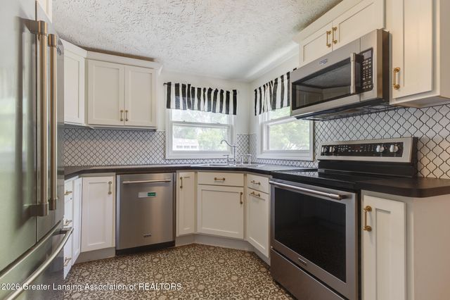 466 Wayland Avenue, East Lansing, MI 48823